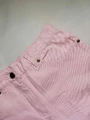 Spodnie damskie jeansowe w kolorze różowym widok zamka