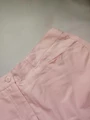 Spodnie damskie lekkie ze śliskiego materiału różowy Casual W.E.A.R widok zamka