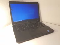 Laptop Dell Latitude E5450 i5-5200U 8GB RAM 256GB SSD widok przodu