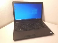 Laptop Dell Latitude E5570 15 i5-6440U 8GB RAM 128GB SSD M.2 widok z przodu