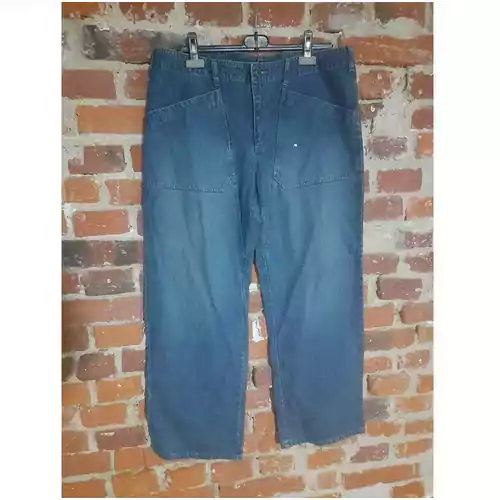 Spodnie męskie jeansowe z głębokimi kieszeniami John Baner widok z przodu