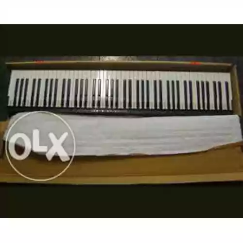 Yamaha CLP9 CVP1 P60 120 klawisze do pianina widok z przodu