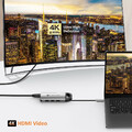 Adapter przejściówka HUB 3xUSB3.0 USB-C HDMI 4K LAN SD TF NOVOO 8w1 widok połączenia tv z laptopem