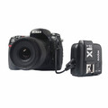 Bezprzewodowy nadajnik lampy błyskowej flash Godox X1T-N Nikon widok z aparatem