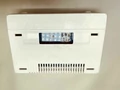 Inteligentny termostat sterownik LCD do temperatury widok z tyłu.