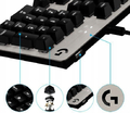 Klawiatura mechaniczna przewodowa gamingowa Logitech G413 Silver Tactile widok z bliska.