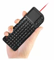 Klawiatura pilot bezprzewodowy Rii RT-MWK01 wskaźnik laserowy SmartTV widok w dłoni