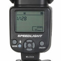Lampa błyskowa SpeedLight TRIOPO TR-960 II uniwersalna widok ekranu