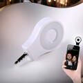 Lampka 8 Led Ring do smartfona iPhone Samsung Sony JACK widok z telefonu