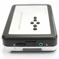 Odtwarzacz konwerter kaset na MP3 Ezcap 232 TF/SD widok z boku