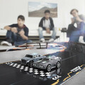 Samochód wyścigowy Anki Overdrive Fast &amp; Furious widok w praktyce