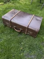 Skórzana drewniana walizka retro vintage lata 60 te brązowa widok z boku