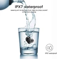 Słuchawki bezprzewodowe dokanałowe UMI W5s Bluetooth 5.2 IPX7 widok wodoodporności.