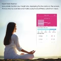 Smartband fitness monitor ruchu tętna Riversong Wave HR czarny widok kobiety