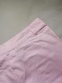 Spodnie damskie różowe z szeroką nogawką widok z bliska