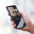 Walkman odtwarzacz MP3 Uniscom T830 8GB MP4 FM czarny widok w dłoni