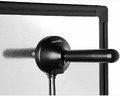 Wewnętrzna przenośna antena cyfrowa AmazonBasics DVB-T609 widok działania magnesu