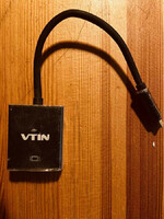 Adapter przejściówka VTIN 17J11 HDMI USB-C widok z przodu.