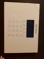 Bezprzewodowy alarm GSM LCD Guard widok z przodu.