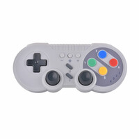 Bezprzewodowy pad kontroler XCSOURCE dla Nintendo 8Bitdo SF30 Pro widok z przodu