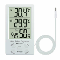 Cyfrowy termometr higrometr LCD przewód Neoteck NTK026-V widok z przodu