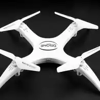 Dron IFLYING 2.4GHz 6-Axis Gryo FPV RC Quadcopter HD Wi-Fi widok z przodu