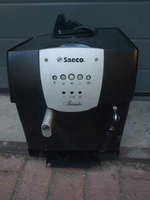 Ekspres ciśnieniowy SAECO Incanto 15bar 1250W widok z przodu.