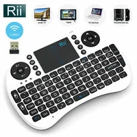 Klawiatura bezprzewodowa mini smart TV android box I8+ biały widok zestawu