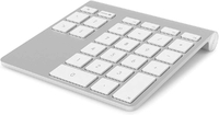 Klawiatura bezprzewodowa numeryczna Belkin YourType F8T067 MacBook Pro srebrna widok z przodu.