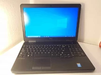 Laptop Dell Latitude E5540  i5-4310U 4GB RAM 500GB HDD widok z przodu
