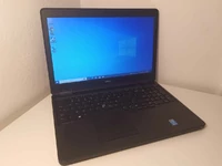 Laptop Dell Latitude E5550 i5-5200U 8GB RAM 256GB SSD widok z przodu