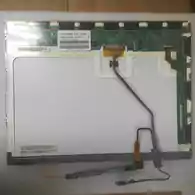 Matryca do laptopa TORISAN TM150XG-02L11 15" LCD widok z przodu.
