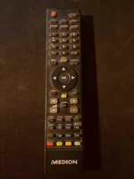Oryginalny pilot do telewizora Medion PC Auto widok z przodu.