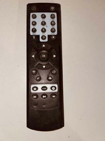 Pilot do odtwarzacza telewizora TV czarny widok z przodu.