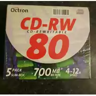 Płyty kompaktowe Octron 80 CD-RW puste 700MB 4-10X widok z przodu.