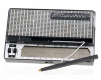 Syntezator analogowy perkusji Dubreq Stylophone widok z przodu