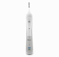 Szczoteczka elektryczna Oral-B Braun 3764 Triumph Professional Care widok z przodu