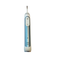 Szczoteczka elektryczna Oral-B Braun 3765 Genius 8000 niebieski widok z przodu