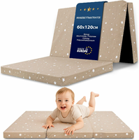 Totsy Baby Materac do łóżeczka turystycznego 60x120 cm, beżowy w gwiazdki