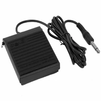 Uniwersalny pedał dla wszystkich instrumentów elektronicznych Cherub WTB-004 widok z kablem