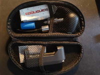 Vape Pipe Kamry K1000 E-Pipe Case + Ładowarka czarny widok z boku.