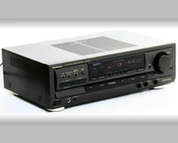 Wzmacniacz stereo Technics SA-EX320 widok z przodu