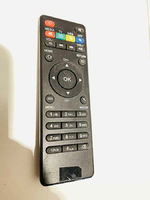 Zamiennik pilot do TV 2 widok z przodu.