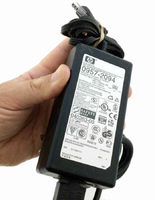 Zasilacz do drukarki HP 0957-2094 32V-940mA 16V-625mA widok z przodu.