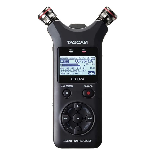Cyfrowy rejestrator audio stereofoniczny Tascam DR-07X USB widok z przodu.