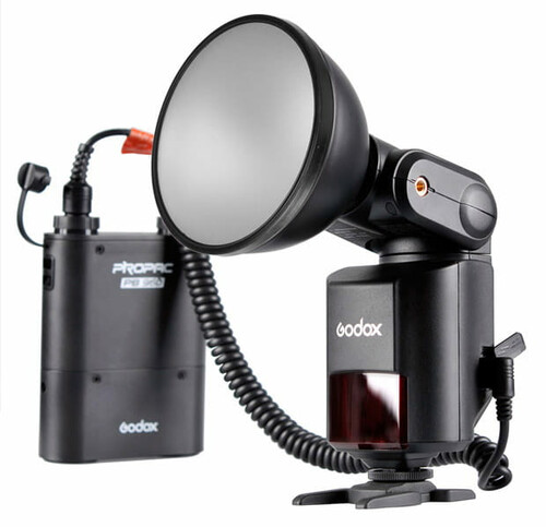 Godox Witstro AD360 Kit with BP960 Powerpack widok z boku z lampą