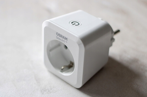 Inteligentne gniazdko Osram SMART+ AC10689 WiFi widok z przodu.