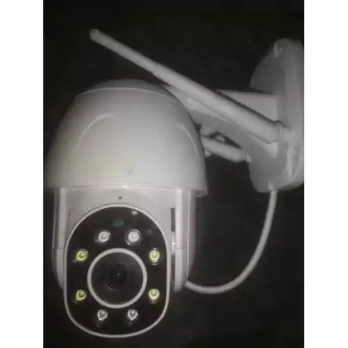 Kamera monitorująca obrotowa CCTV 1080P GKTY WiFi widok z przodu.