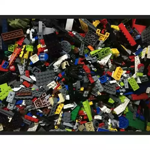 Karton klocki LEGO 3kg różne zestawy widok z przodu