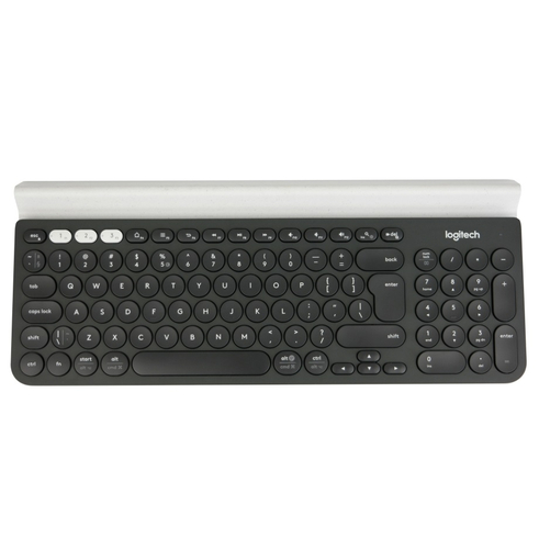 Klawiatura bezprzewodowa Logitech K780 QWERTY widok z przodu.